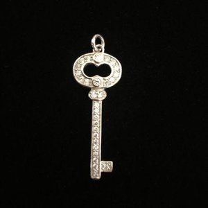 925 Sterling Silver Cubic Zirconia Key Pendant Love Key to my Heart Sweetheart